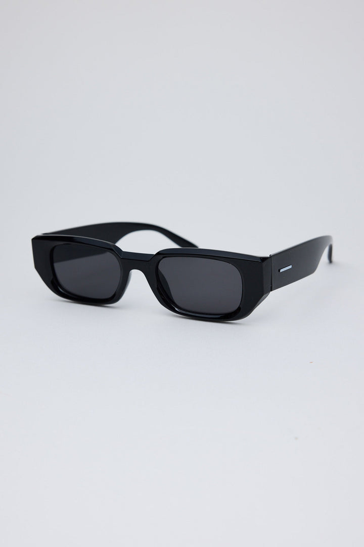 Angled view of Black Beverly Sunglasses on white background