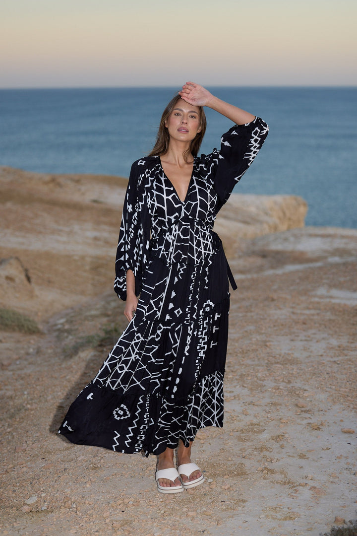 Wing and a Prayer Maxi - Black Indus
