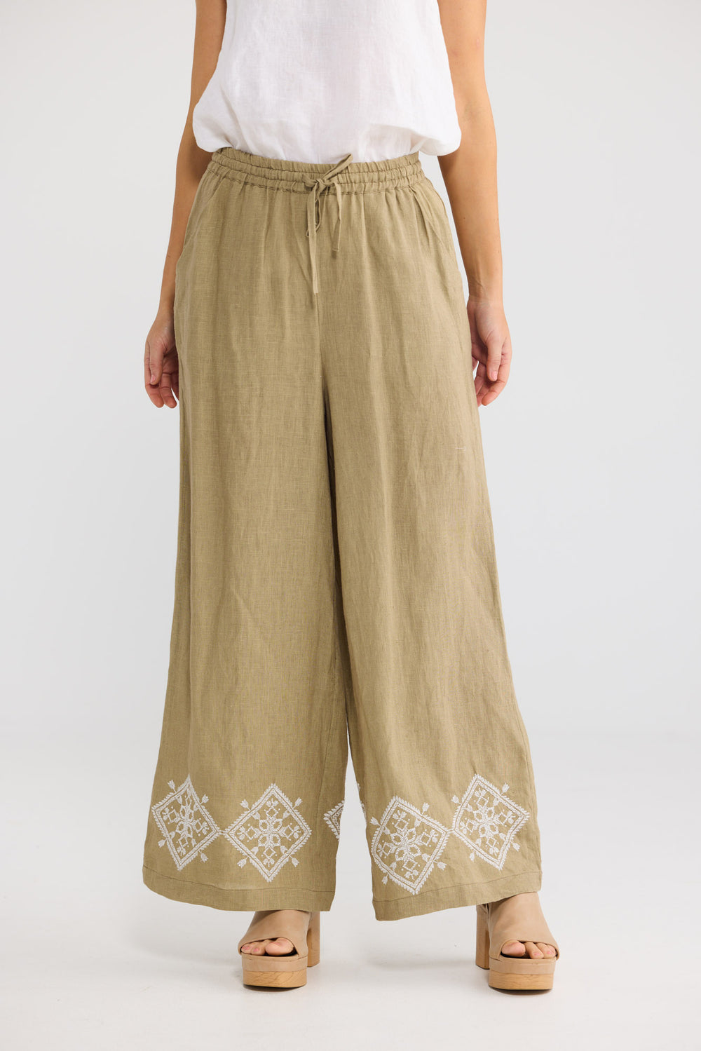 Colbie Pant in Khaki Linen with a waist drawstring.