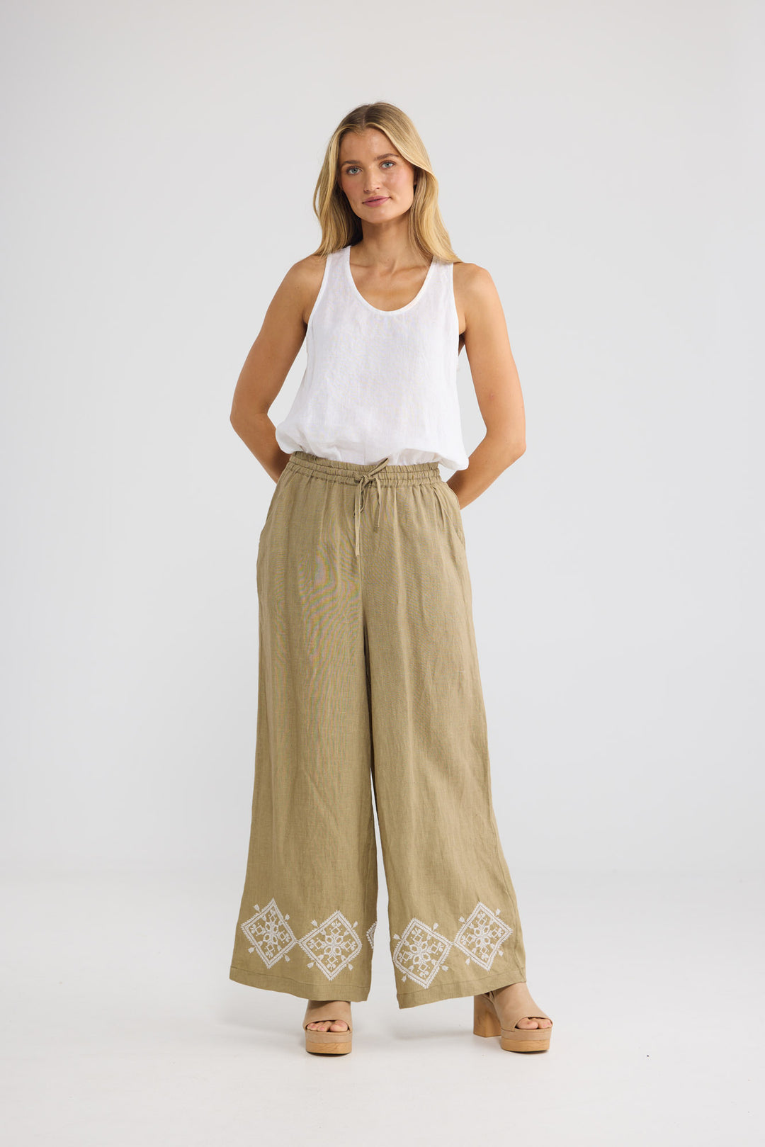 Colbie Pant in Khaki Linen with an elasticated waistband.