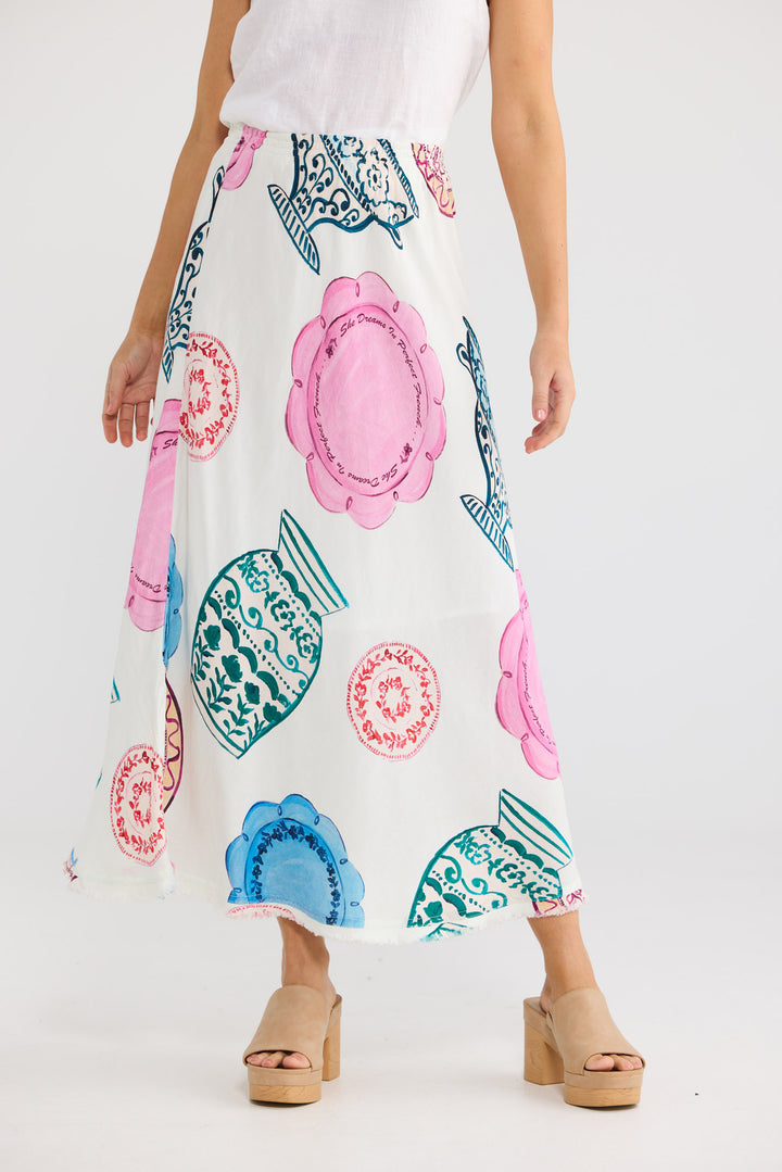 Sicily Skirt in Perfect French with a pull-on design.