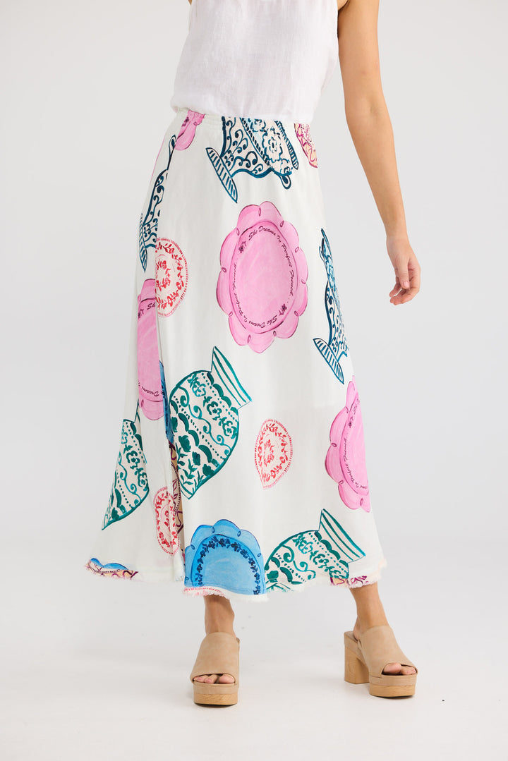 Sicily Skirt in Perfect French with an elasticated waistband.
