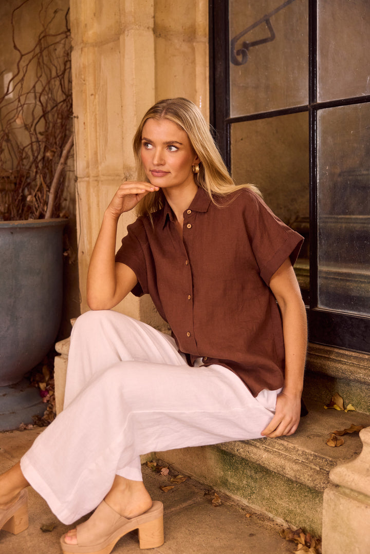 Dune Shirt in Chocolate Linen — additional view 4.