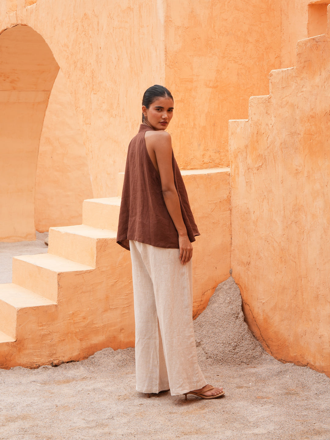 Marais Top in Chocolate Linen — additional view 3.