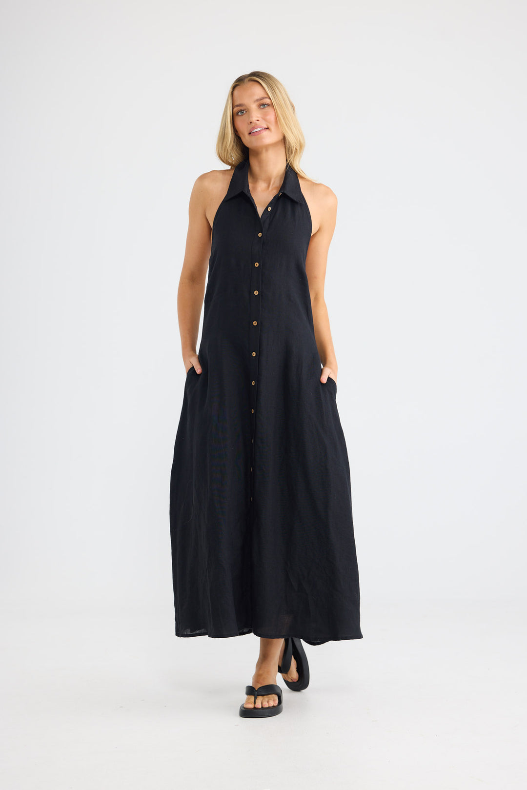 Rivage Dress in Black Linen with a collared neckline.