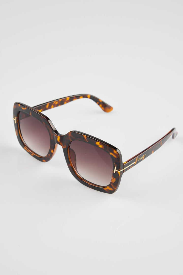 Capri Sunglasses - Tortiseshell